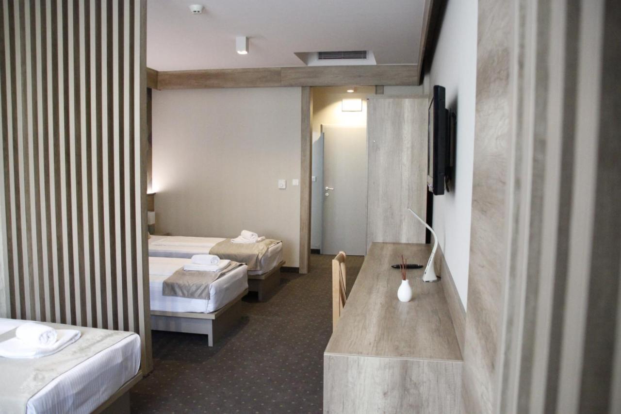 Student Hotel Mostar Esterno foto